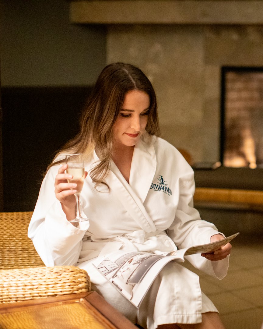 January is the perfect time to prioritize your well being - treat your body &amp; mind with a visit to The Spa at Semiahmoo! 

Learn more about our current specials here: bit.ly/3XZOHKX