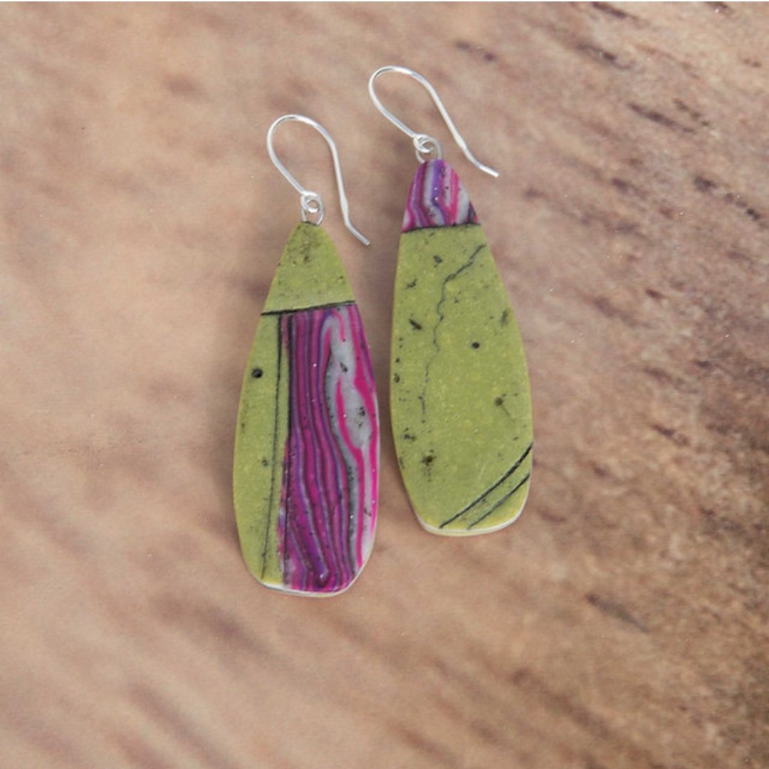 Not long until first Spring flowers but only 4h left until SALE ends on valgstudio.com at midnight.
These purple/green beauties were €55, now €33, free p&p ROI
#irishgiftideas handmade #incarlow