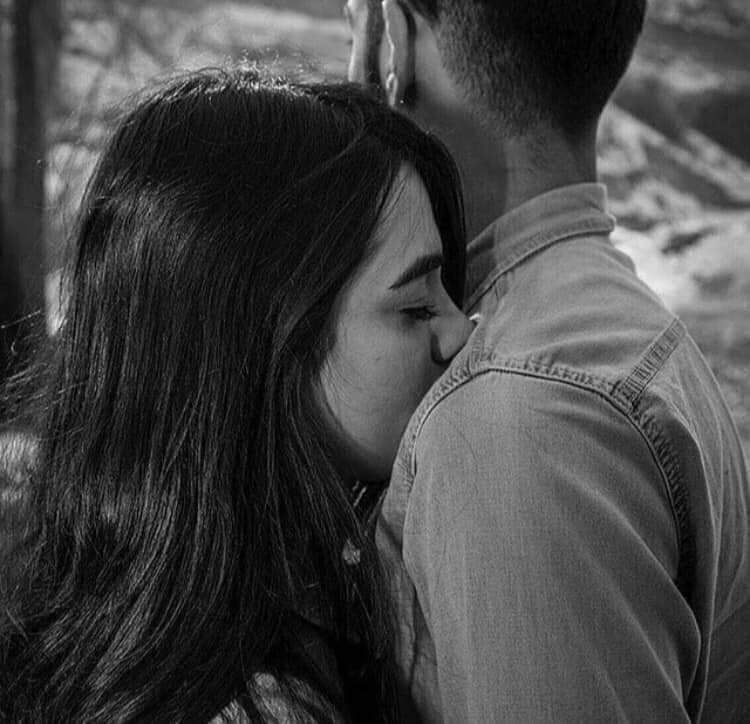 klki00's tweet photo. اما بعد  ٠٠٠
أحببتها وكأنها أمانة وضعت في عنقي. ٠٠❤ https://t.co/hZwe3C0dQp