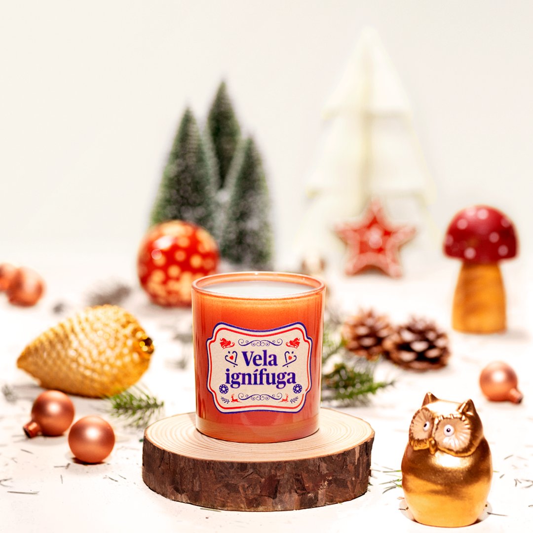 segurmas's tweet photo. Nada más acogedor que una vela encendida 🕯️ pero nada más seguro que una vela sin mecha ✨ Presentamos nuestra nueva colección "Navidades Seguras", los regalos perfectos para mantenerte a salvo y para darles un respiro a nuestros trabajadores de emergencias #KnowYouCan https://t.co/45CtTWKQLR