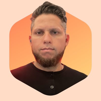 gsusviera's tweet photo. #NuevaFotoDePerfil https://t.co/inOLPLhlHY