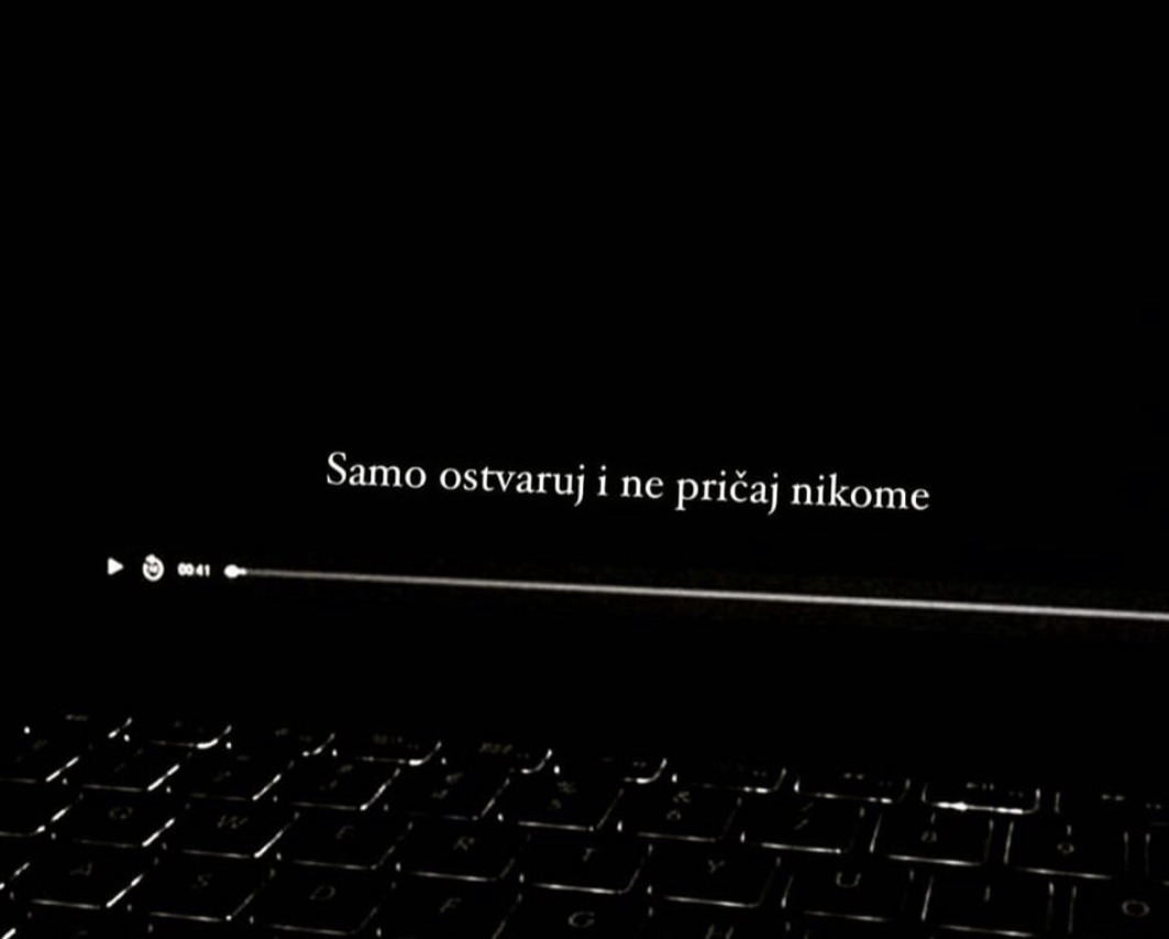 tasaaxo's tweet photo. 2024 godina na tri četiri sad! https://t.co/OjRtXXMBqF