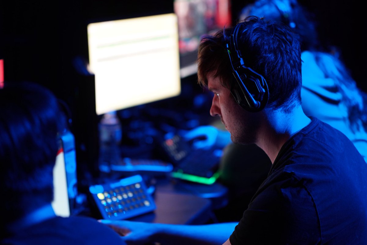 In the next couple of weeks, I’ll be moving to Seattle to work as the newest broadcast engineer at the Riot Games Project Stryker facility! 🥳

📸 <a href="/BuildOW/">Build</a>