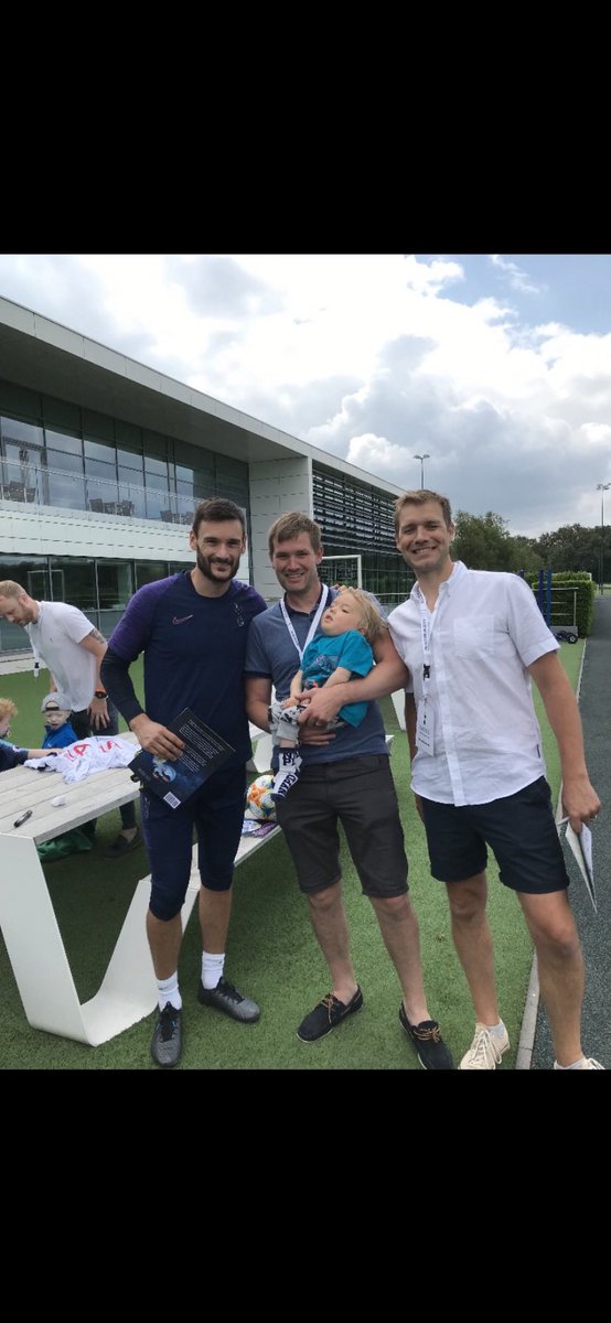 jacksonsprhero's tweet photo. @LlorisHOfficiel thank you for being a legend and thank you for spending time with Jackson a few years back at the @SpursOfficial training ground. 
Hope you enjoyed the book?😊
good luck at your new club. ♥️ https://t.co/HqGmtOoZK5