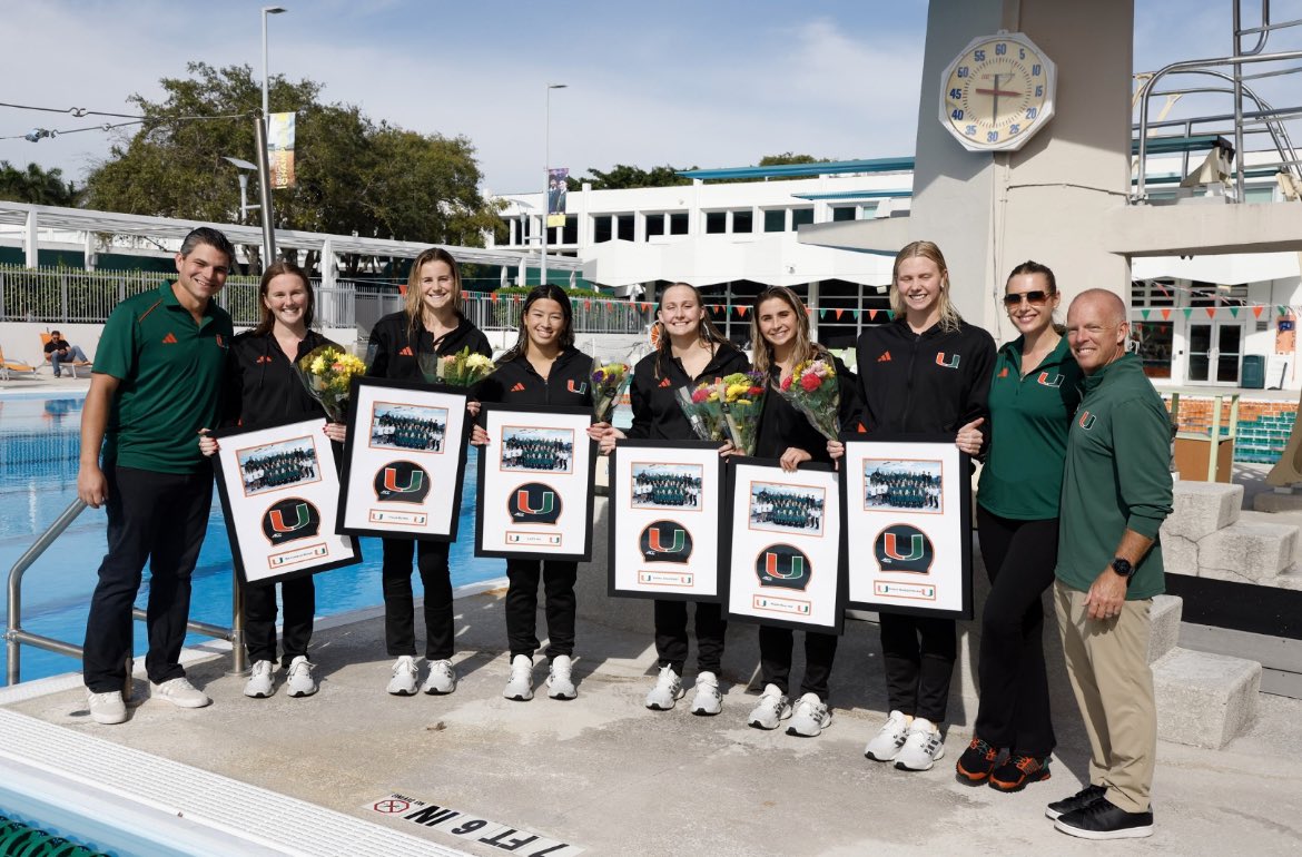 CanesSwimDive's tweet photo. Could never ask for a better senior class. Thank you for all you’ve done for our program 💚🧡 #GoCanes https://t.co/q7qxBMIcQb