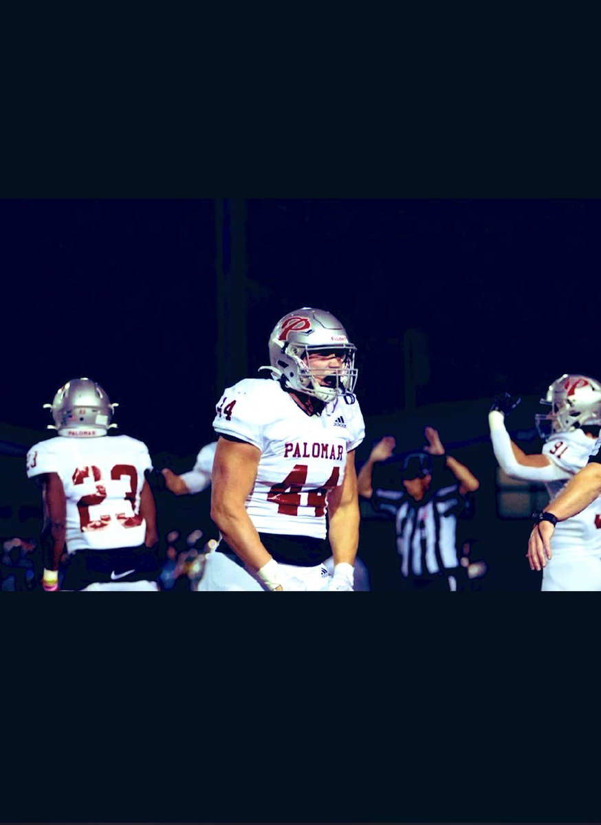 Linebacker 6’2, 225 3.3 gpa, December Grad @CoachParks_ @JUCOFFrenzy hudl.com/v/2LrwYR Must watch!!