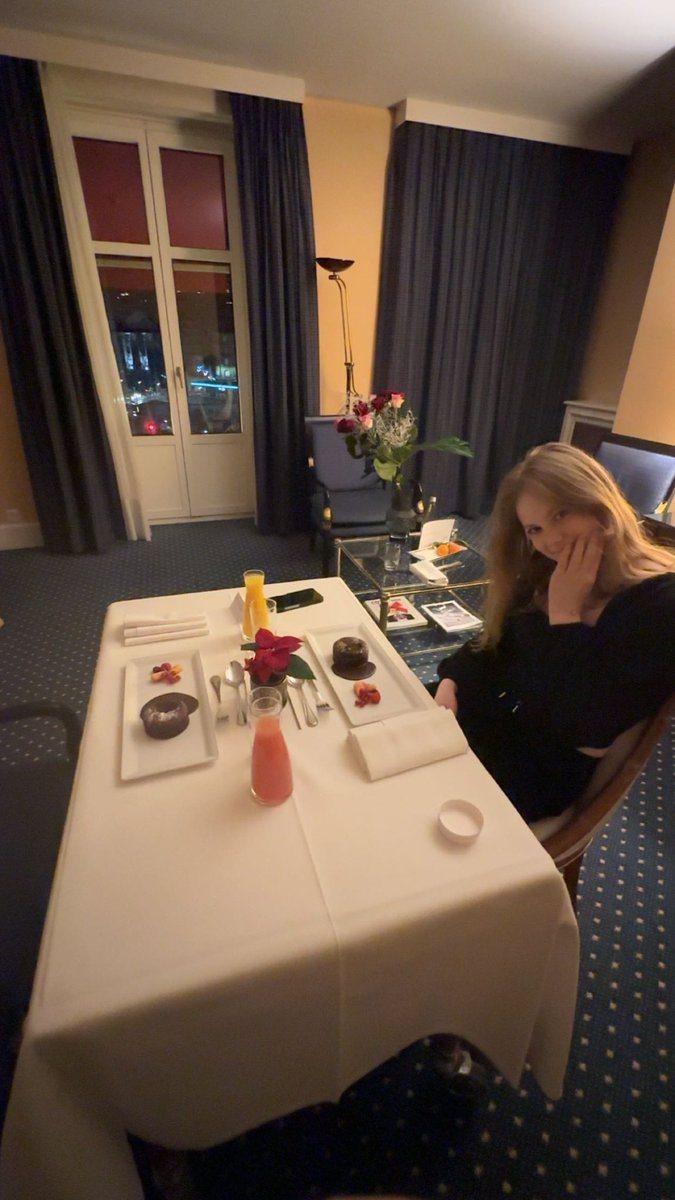 Pip0FN's tweet image. Happy new year 🥳❤️