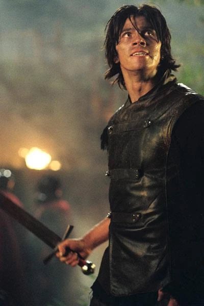 knightingaling's tweet image. I say it’s time to give the Eragon saga a second chance, maybe as a TV series. It would be mainly to see  on screen of the best anti-heroes ever (Garret Hedlund, your lovely performance was sadly wasted)