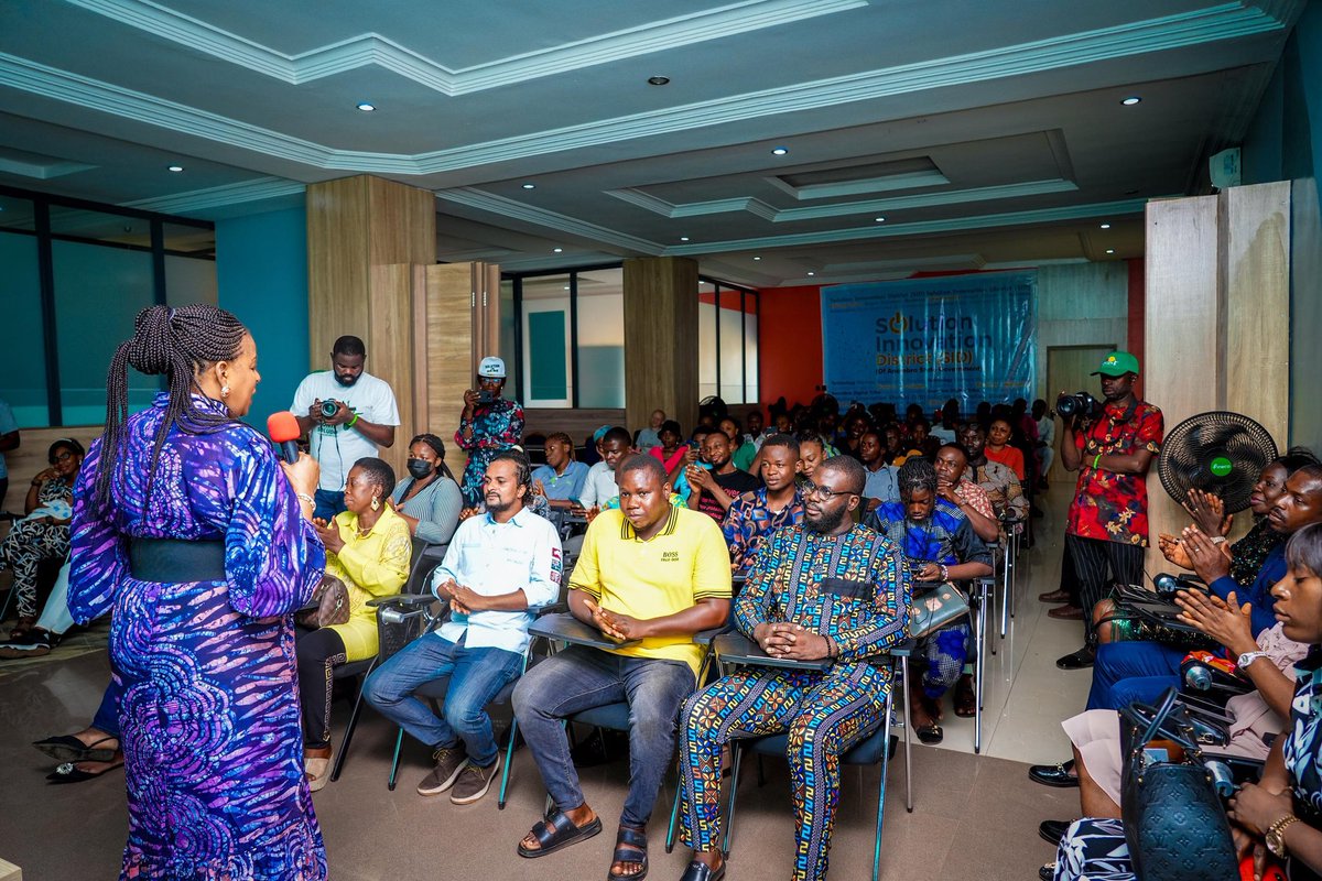 Austasty's tweet image. Tech hangout with Anambra first Lady, Dr Nonye Soludo.
#WomeninTech
#AnambraInnovation 
#SolutionInnovationDistrict #SID
#TechiesCorner