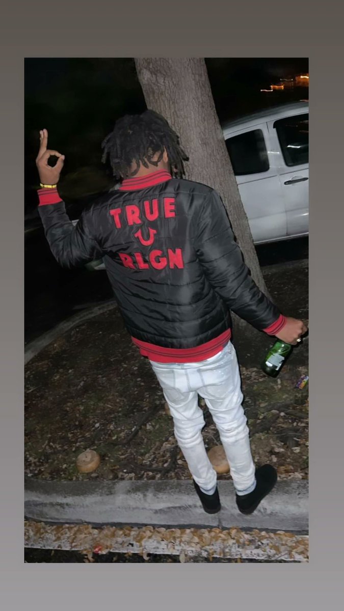 6tkLui's tweet photo. Kobe Year I'm Tryna Run Up 24💯🩸
#TrueToMyReligion
#6tk https://t.co/yUR1DWzVa3