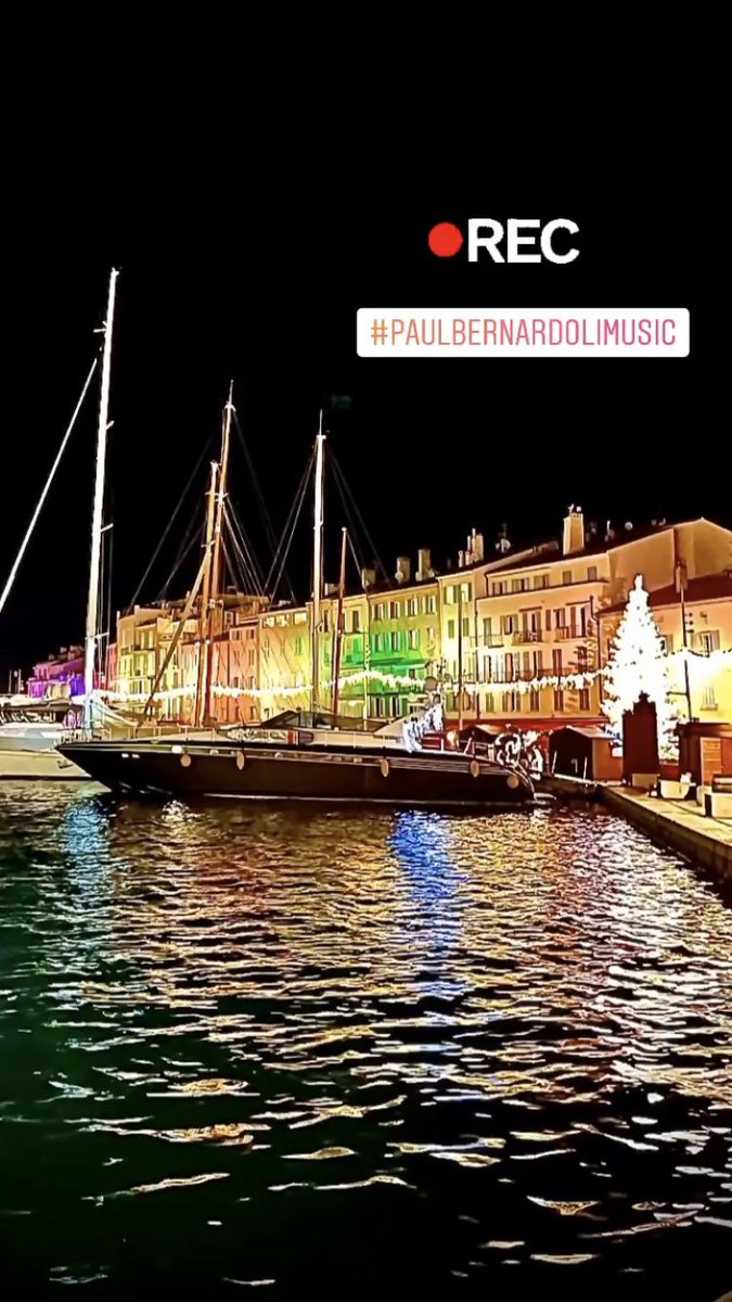 PaulBernardoli's tweet photo. Studio Recording Session 🎸St.Tropez - France
#PaulBernardoliMusic
#fktaudio #CaminadaGuitars #CaminadaBass #musicworks #TonyDangeloAmplification #markbass #dvmark #essetipicks #thomann #DragoonCabs #JHarmonic #Jacaranda #GraaledAmplification
☮️&💟 https://t.co/AN29RczwpV