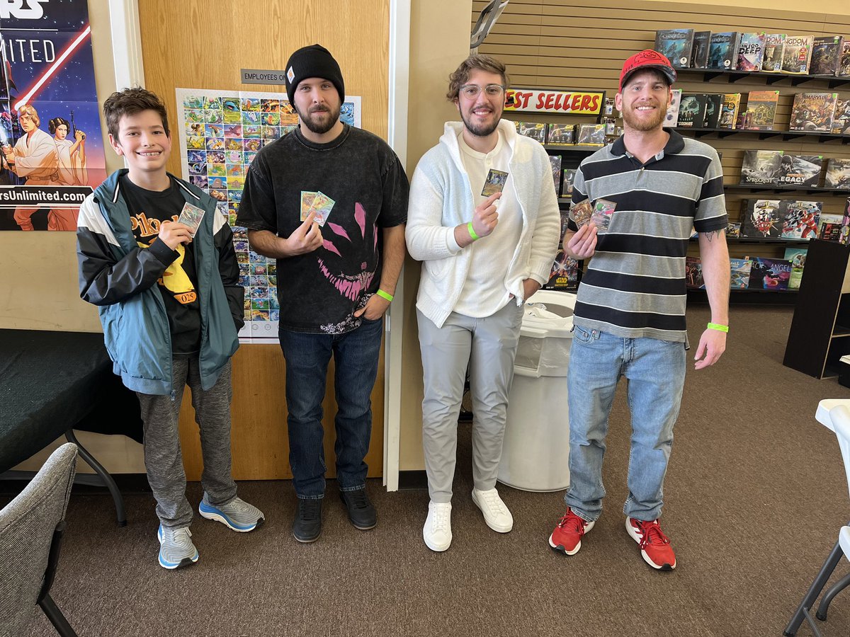 pokedadtcg's tweet photo. Played a New Years Day Pokémon TCG Tournament @collectorscache yesterday and won first place! Final record was 5-1 with the following matchup results 
RD1-Miraidon ✅
RD2-Gholdengo ✅
RD3- Snorlax/Pidgeot✅
RD4- Miraidon❌
SEMI- Entei/Valiant✅
FINAL- Roaring Moon✅ https://t.co/ITryGVTEaa