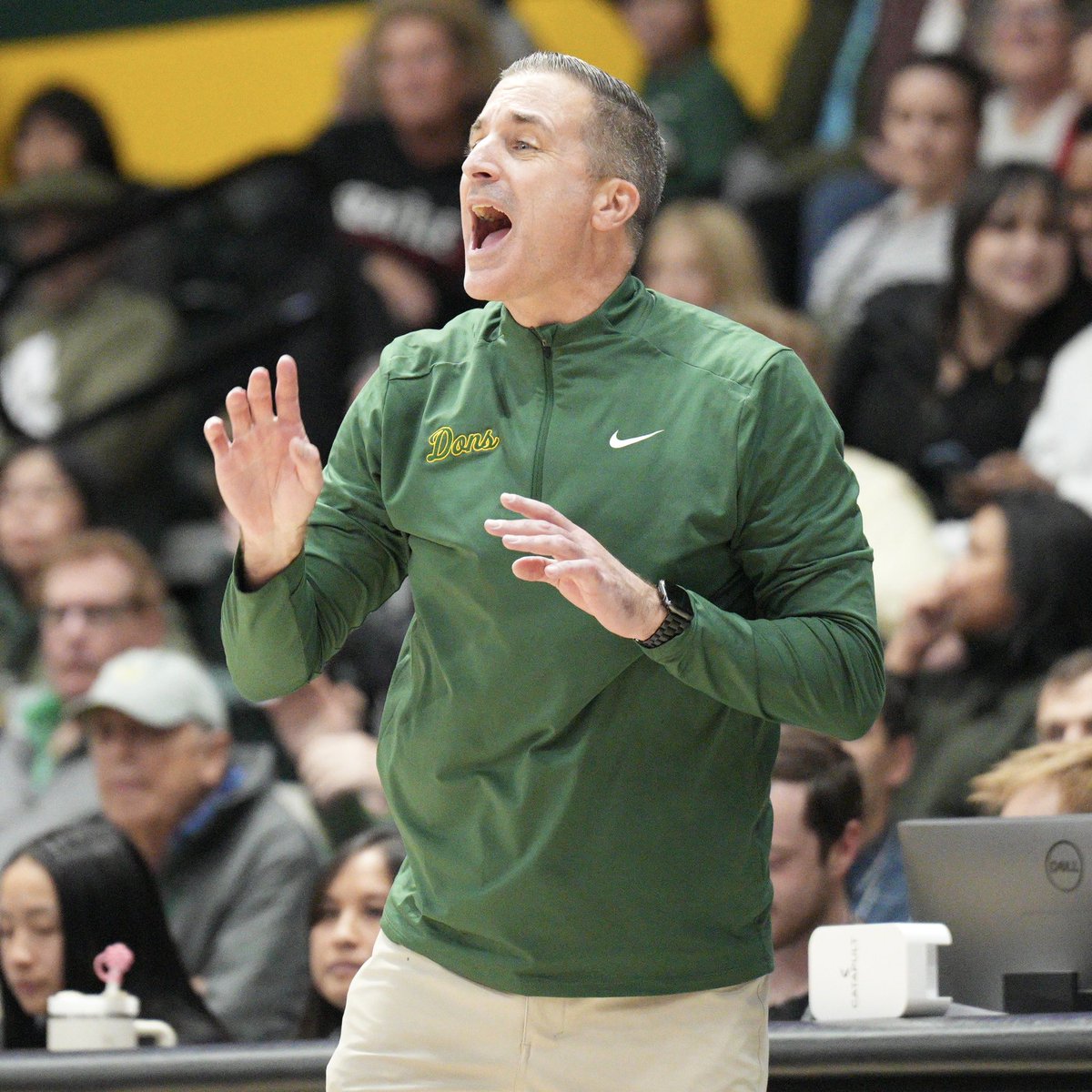 USFDonsMBB's tweet photo. Brick-by-brick 🧱

Under @CoachCeeGee, your Dons are 4-1 against Power 6 teams with an average margin of +21.0 in wins!

#USFDons | #WCChoops https://t.co/2n9WMAaLFw