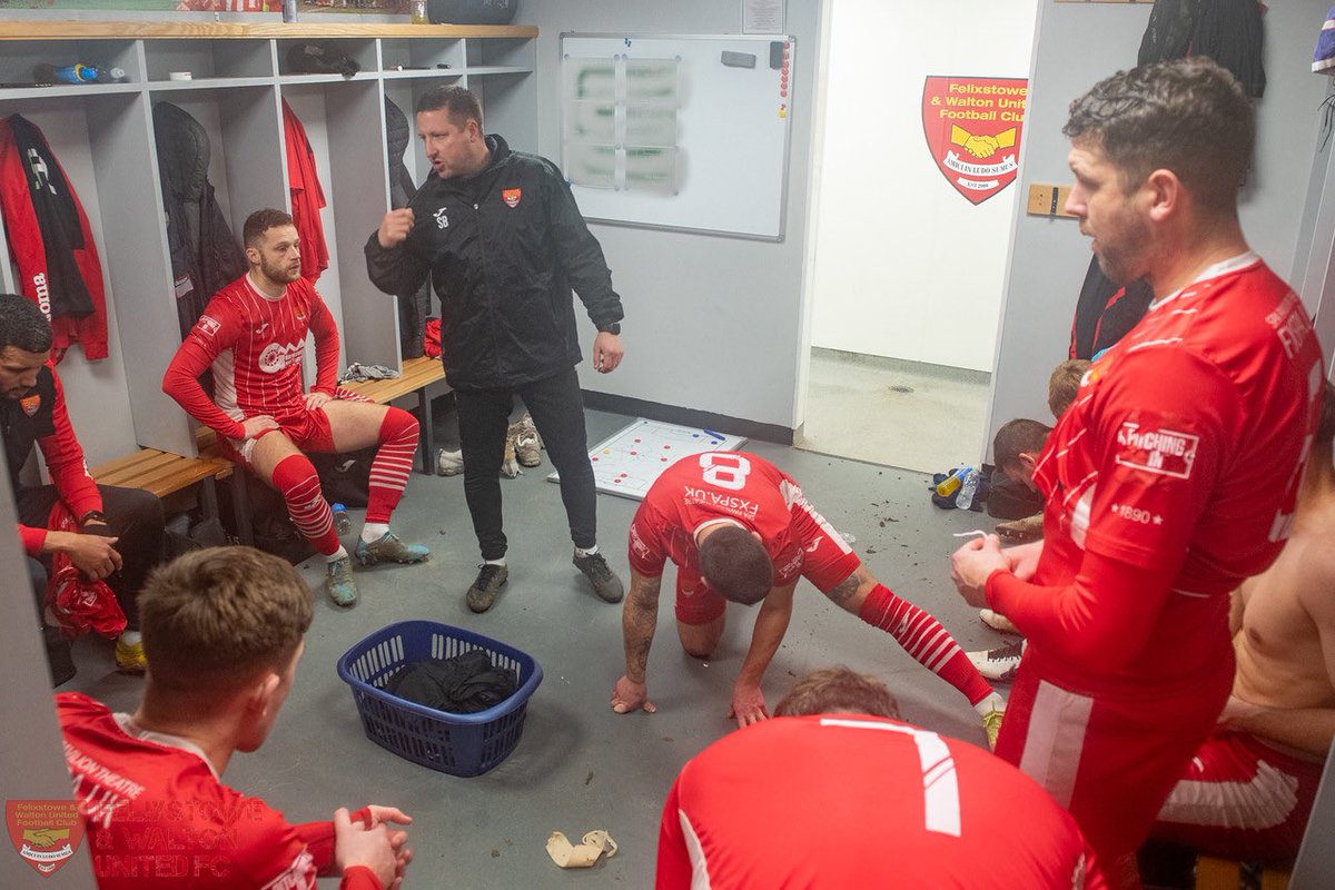 The photos from yesterday’s <a href="/IsthmianLeague/">The Pitching In Isthmian League</a> home win against <a href="/stowtownfc/">Stowmarket Town FC</a> are now online here ⬇️ felixstowefootball.smugmug.com/20232024-Seaso…