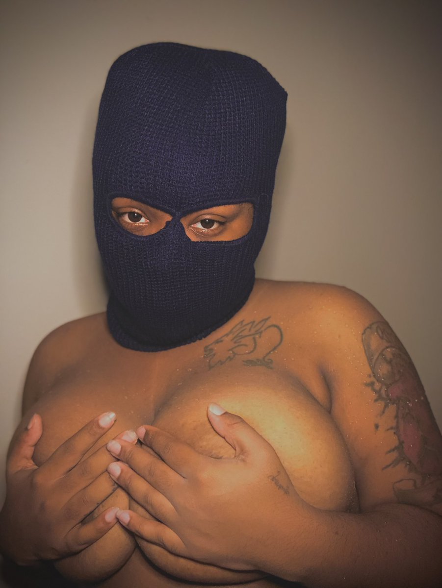 BinkBreezy's tweet photo. Throwback 🍒 #tittytuesdaythread https://t.co/JubbotZlj6