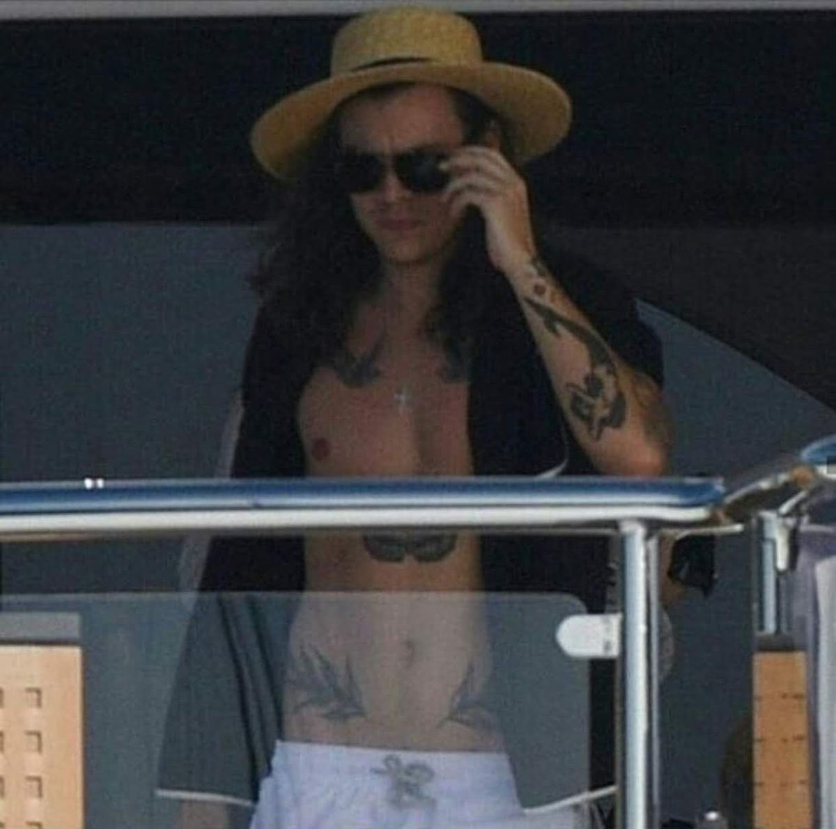 tommo28sun's tweet photo. UHMMM…HELLOO??? CAN WE TALK ABOUT THIS?!?!?! https://t.co/otorljUfTd