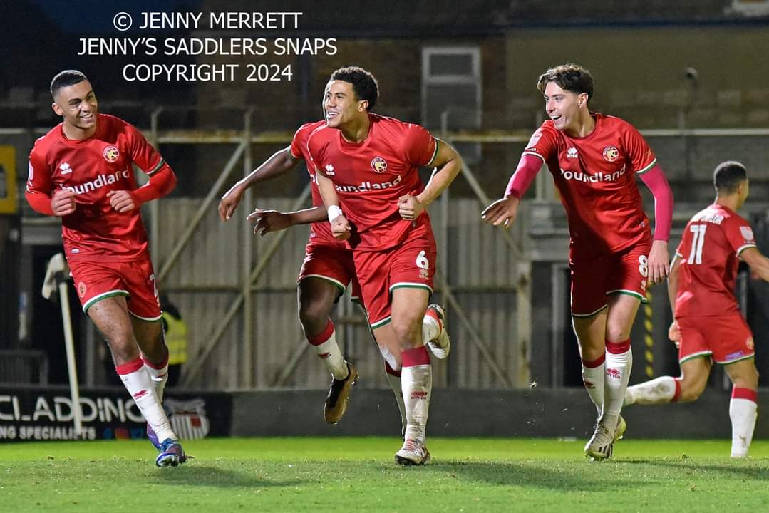 JennyMerrett's tweet photo. Wow - 6-1 win away from home. Amazing, just pure amazing! It's like something has changed. I don't know what or how, but whatever it is, it's working! The new year has started happy indeed. #proudtobeasaddler #UTS https://t.co/99IH03T7ji
