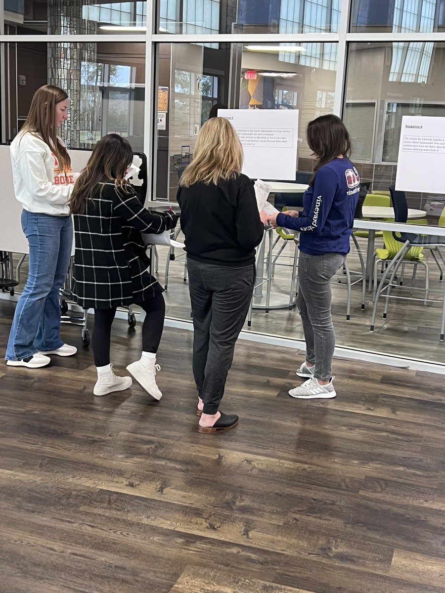 MrsRFiore's tweet photo. 3-5 RELA spent time together calibrating ECRs! So many rich conversations and high engagement! #GEAnchored @HumbleISD_GE 👏🏼📝💙 @Angela_bland1 @ErikaNSanders https://t.co/H5cHacteEB