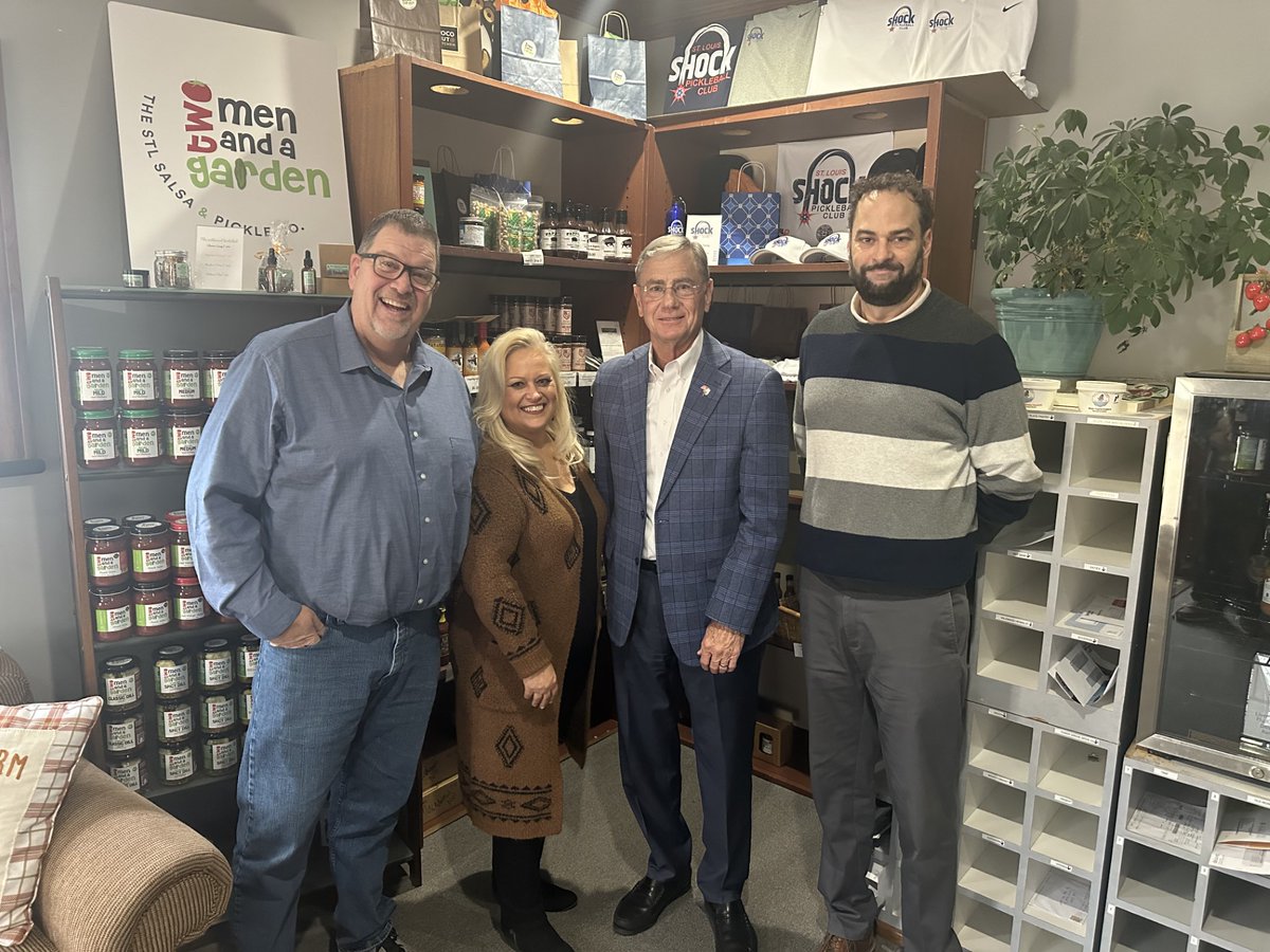 RepBlaine's tweet image. Stopped by The Kitchen Hub from @2MenSalsa in High Ridge, MO. This incubator helps launch local food brands and sets them up for success. I always love seeing small businesses support each other. Keep up the great work!