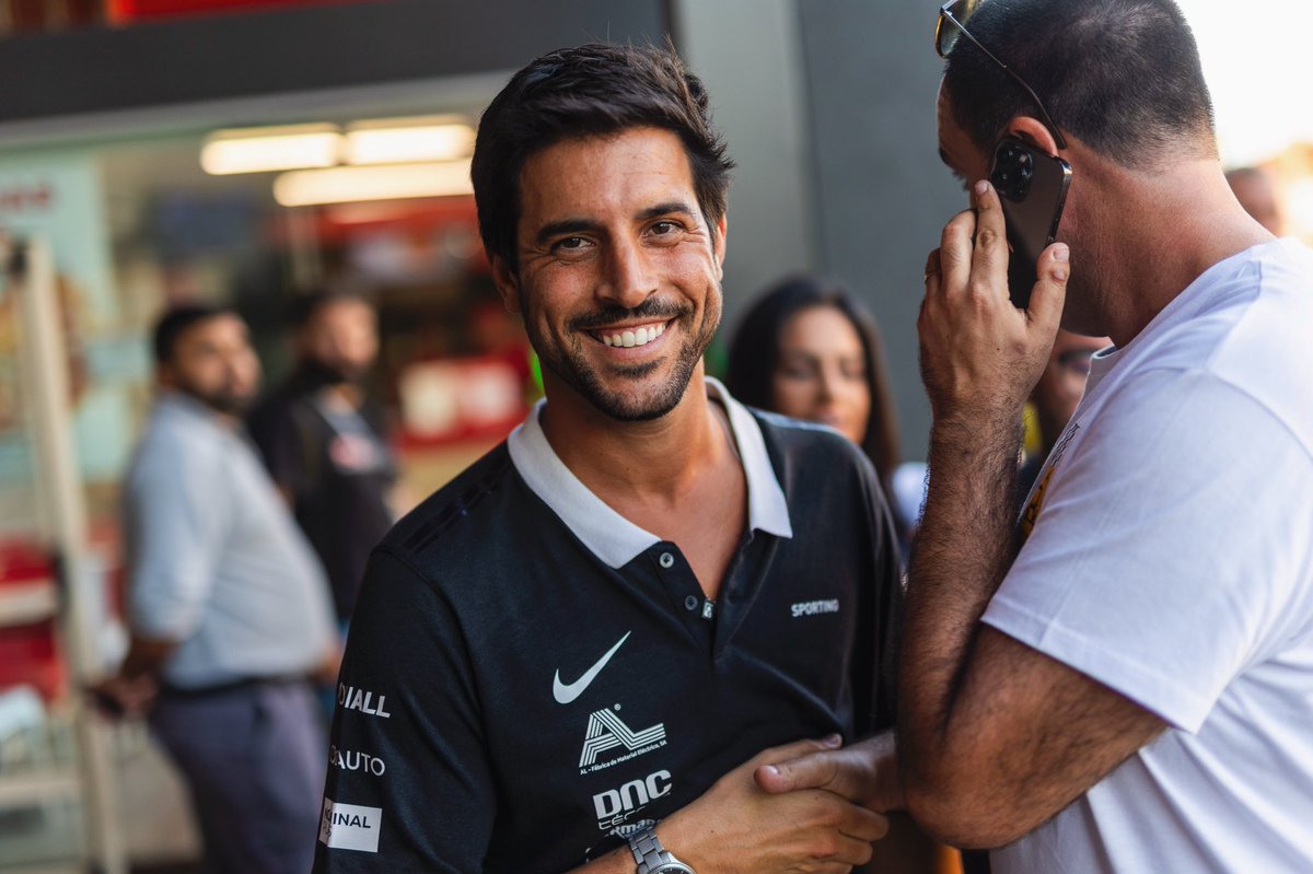 Há rumores que 2 0 2 4 pode ser um ano bom, haja 😁

𝐁𝐎𝐌 𝐀𝐍𝐎! ✨

#RafaelCardeira