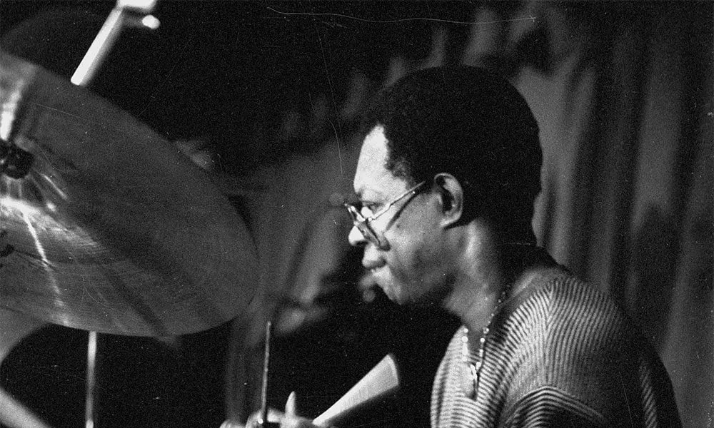 'Invitation' Woody Shaw & Louis Hayes with Junior Cook / Ronnie Mathews & Stafford James. Live 1976. 🔥🔥🔥🎶 youtube.com/watch?v=ZFfb5_…