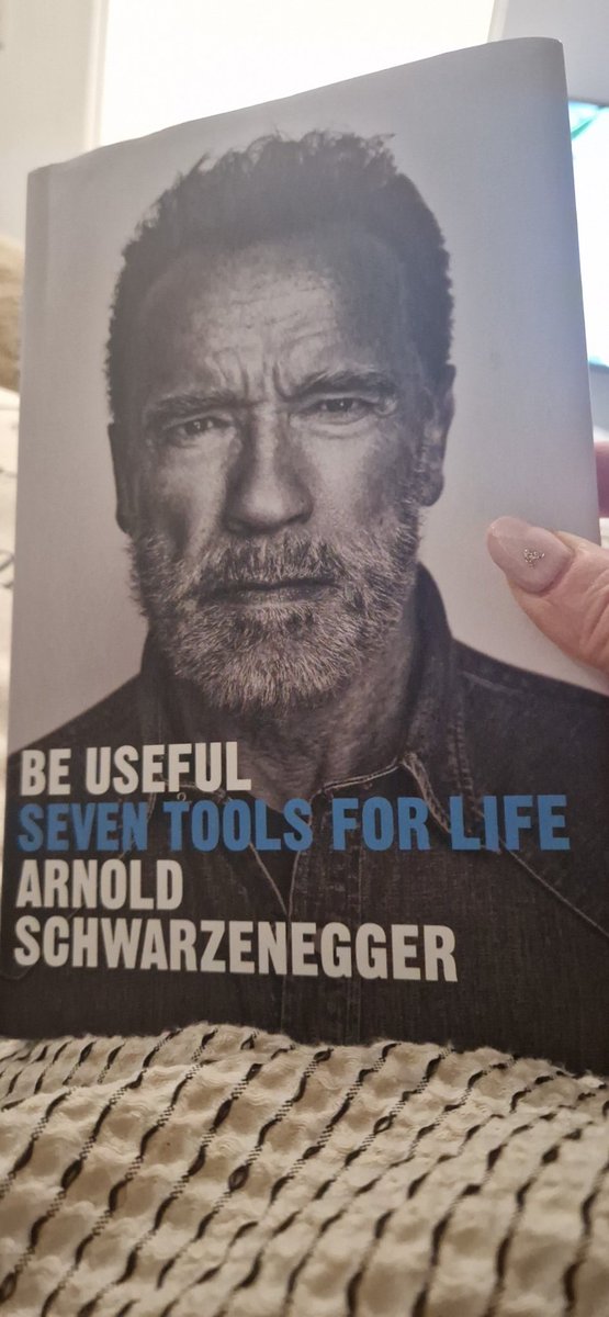 NatJK's tweet photo. @Schwarzenegger sat reading this with my 11 year old son tonight. His choice of book. What a great choice 👏 hot chocolate and cuddles with an amazing book #Inspriational https://t.co/h6IHyYfguU
