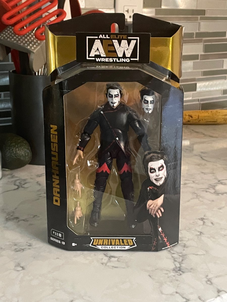 My first figure of the new year! Just arrived from @RingsideC It’s @DanhausenAD from AEW Unrivaled 13