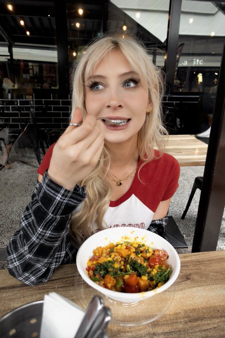 Lunch dates > https://t.co/EMdNeGPmKB