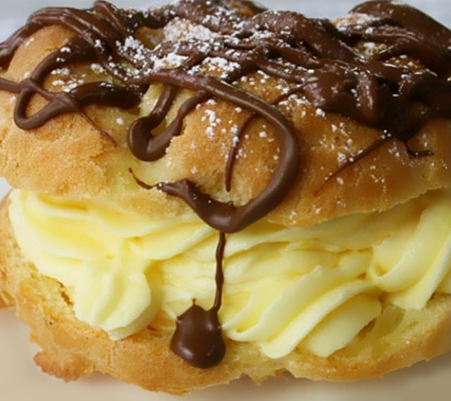 unpodiblu's tweet photo. Happy Cream Puff Day!! 😊
#creampuffday #recipe https://t.co/N4LV33kvLJ https://t.co/ZDbdMwFTIg