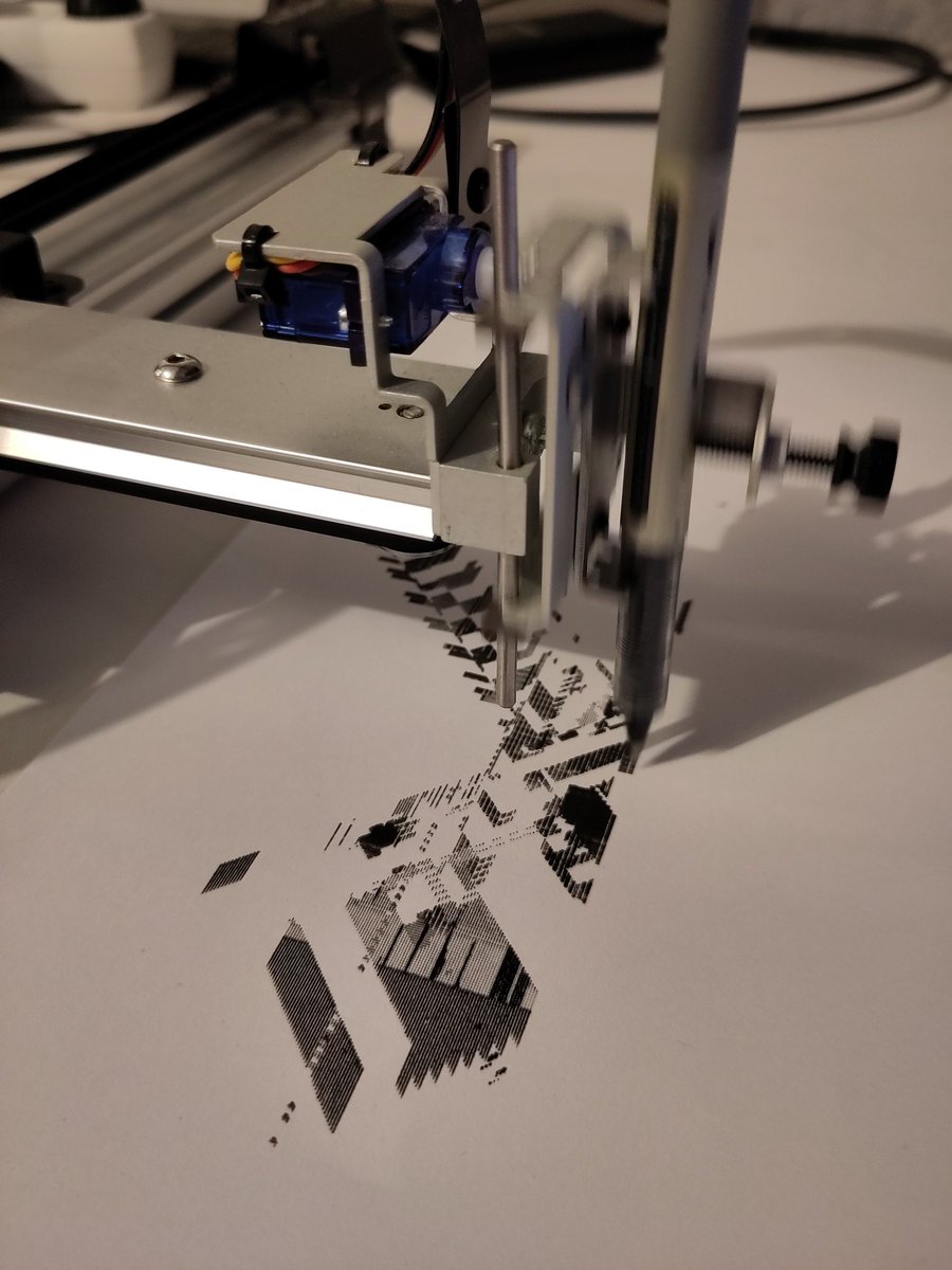 introspect0r's tweet image. I&apos;m quite amazed at how these screen based works translate to plots 😀 I&apos;ll have my pixels  and eat them too! Hit me up if you want a #hyperPixel plot!