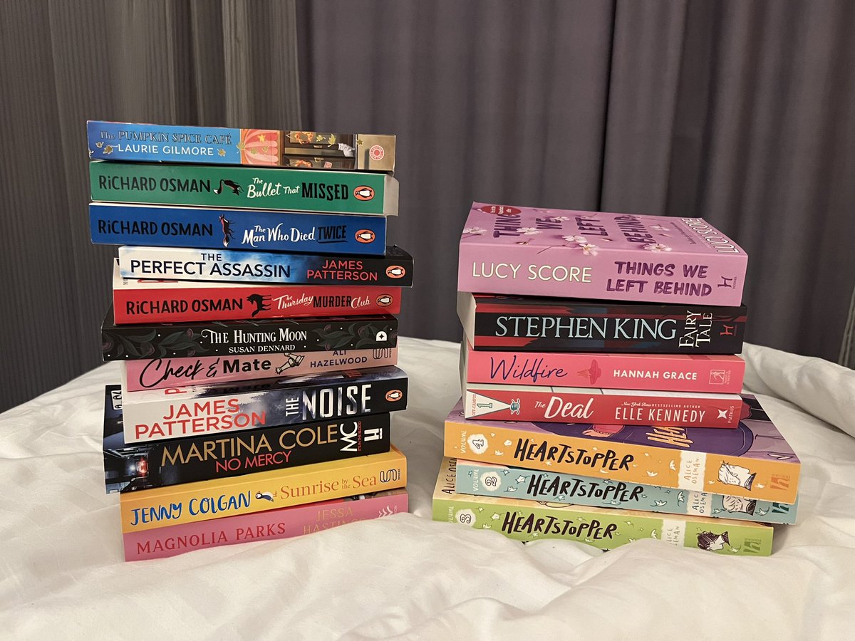 AlpaReads's tweet photo. All the books i bought in London these past days🥹 https://t.co/vCEnhOxd6W