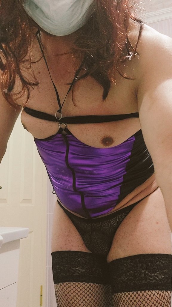 Rt ve begenilerinizi bekliyorum öpüldünüz 😘🥰 genç kız memesi gibi duruyor memişlerim sizcede öyle değil mi😜