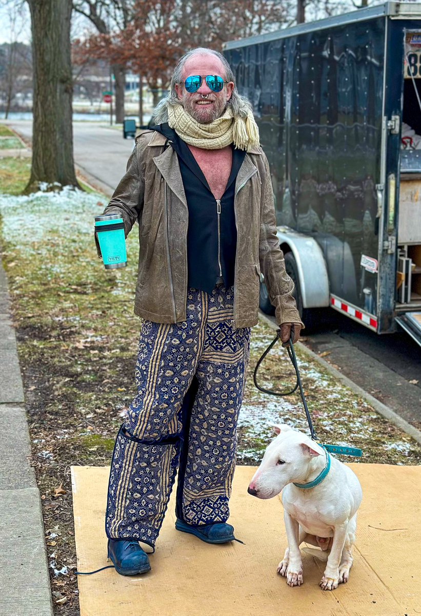 ml_hades's tweet photo. Our neighbors have had construction going for most of the winter. #RickOwens Crust leather jacket #HediSlimane for #DiorHomme hooded vest #CraigGreen quilted and laced pants #PollackiShoes hand made boots #MyMother hand knit scarf #Hermes gloves #RayBan aviators with custom tint https://t.co/mhpOjKWj6f