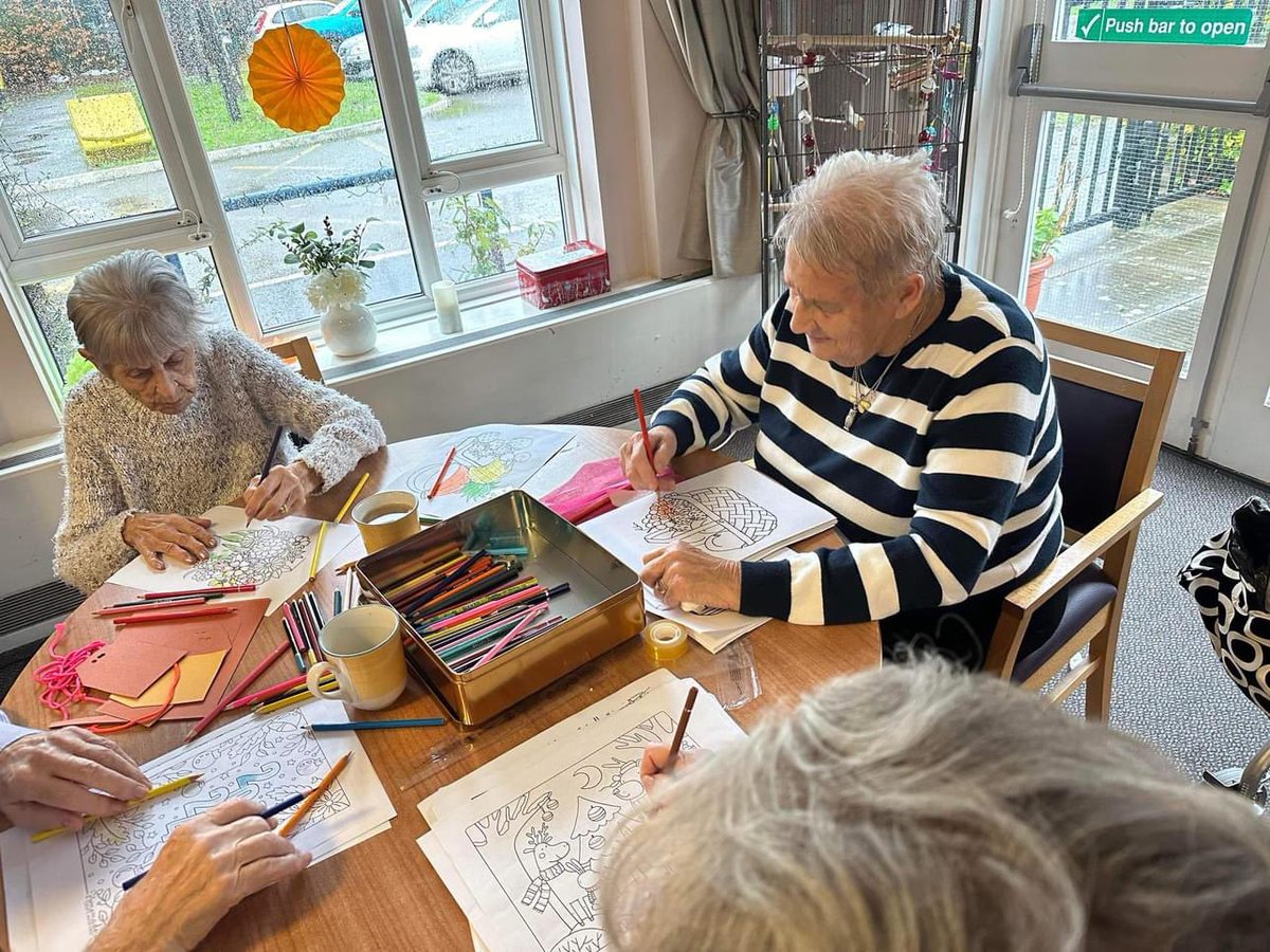 AugustaCourt's tweet photo. @AugustaCourt our residents spent a wet and windy morning doing arts and crafts
@AnchorLaterLife @NAPAlivinglife
#colouring #relaxation #TogetherWithMeTheNextChapter https://t.co/ooO0HSFDY7