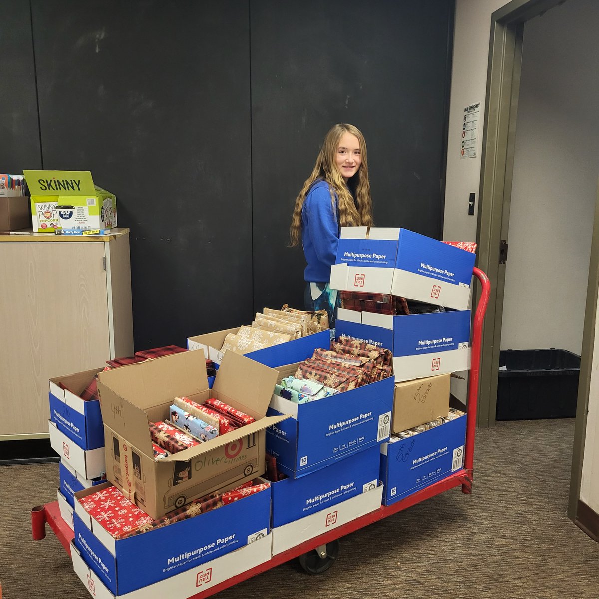 Trailblazer Elementary adopted Crawford Elementary School in Aurora and donated more than 600 gently used books so that each of their students receives a wrapped book for the holidays.