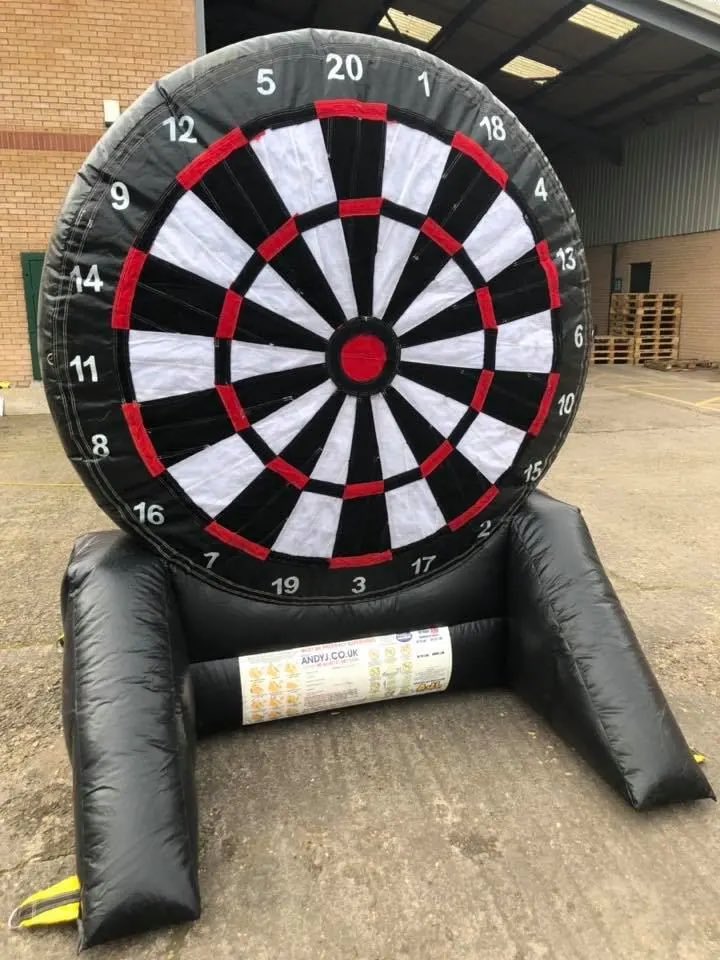MrPatPrimary's tweet photo. New PE &amp; sports premium purchases!

Any ideas how to make best use of them? 😀🎯

#littlerwonderland #PDCWorldChampionship https://t.co/IBAIf6dbDk