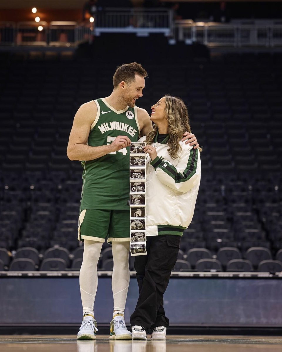 Bucks's tweet photo. A mini 24 coming soon. 💚

Congrats, Pat and Ryan!

(via ryangareis/IG) https://t.co/1v7DDYnLyj