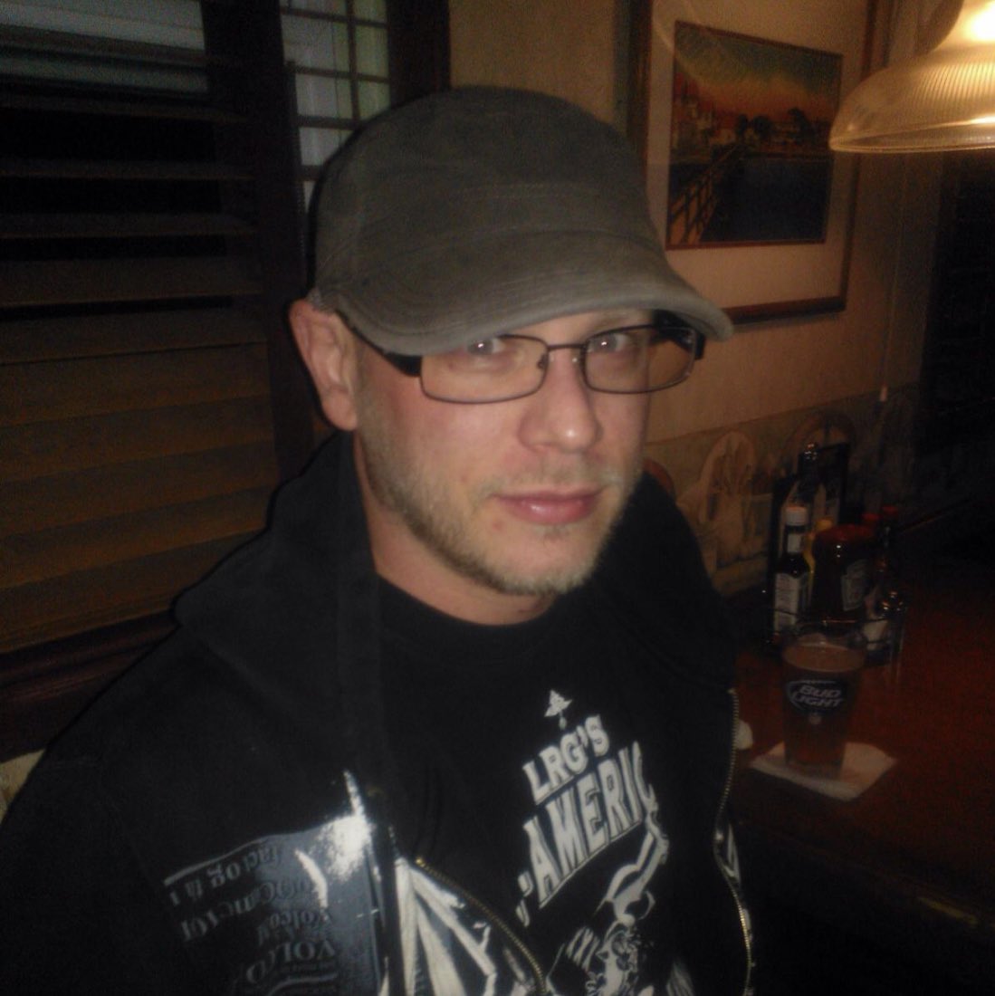 phillyshooter's tweet image. @LRGClothing #lifted since the early 2000s till now and still #gettinglifted #liftedresearchgroup #plantmoretrees