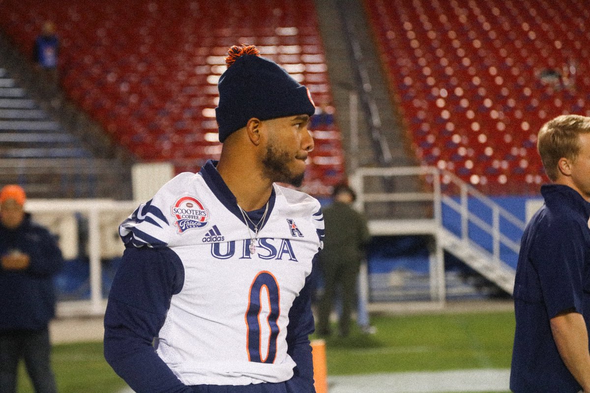 paisano_sports's tweet photo. #UTSA QB Frank Harris announces his retirement on Instagram: 

"Although this is hard for me, I think it's best that I move on from football and move onto the next chapter of my life ."

Harris left it all on the field and will go down as one the greatest players in program history.