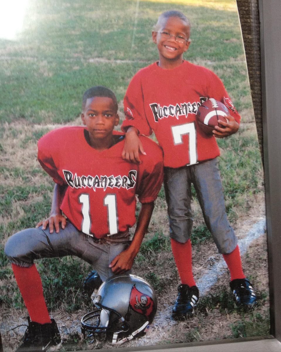 Frank Harris tweet media