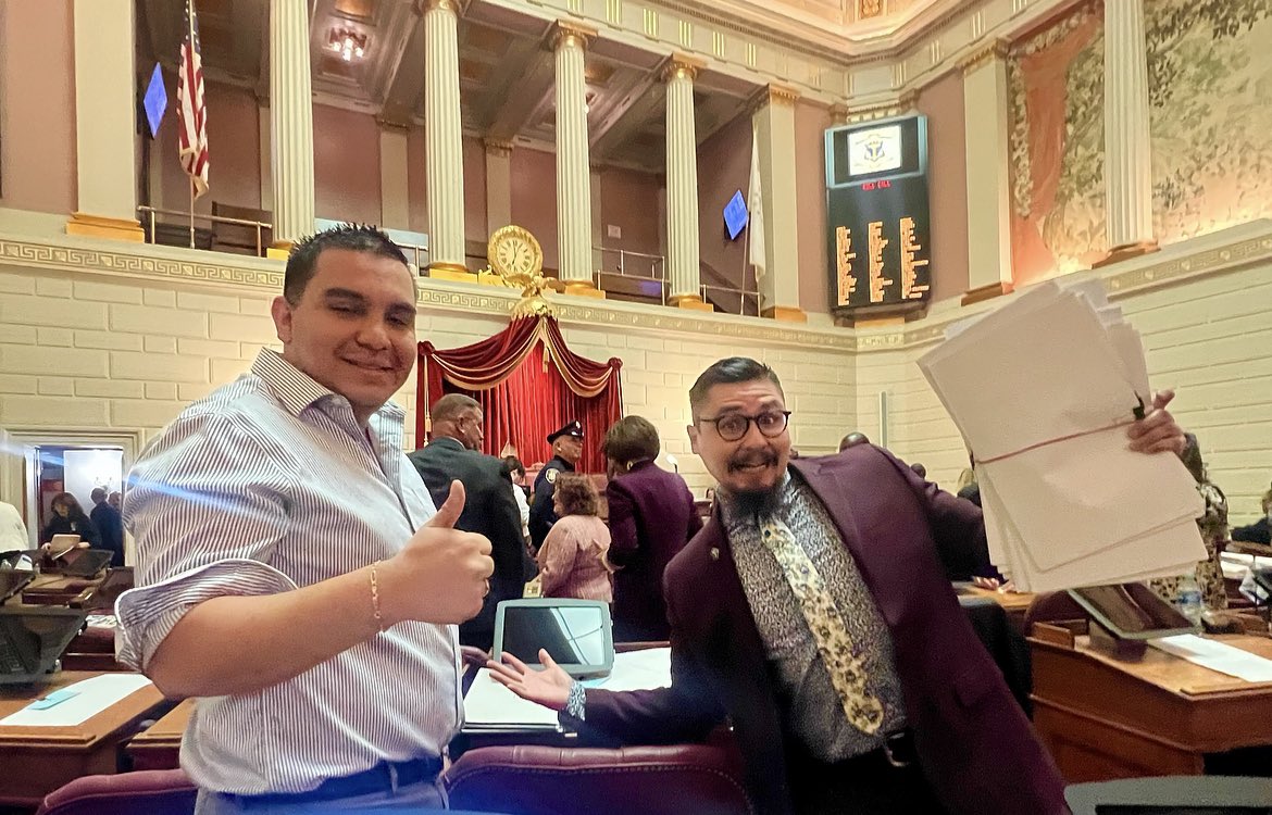 We’re back for another Legislative Session to:
💰 Raise the Minimum Wage
🚍 Fully Fund RIPTA
🏥 Increase Medicaid Rates
🎓 Invest in School Social Workers &amp; Psychologists 
🍎 Guarantee Healthy School Meals for All Students
💲 Eliminate PayDay Lending
🩺 Reform Medical Debt