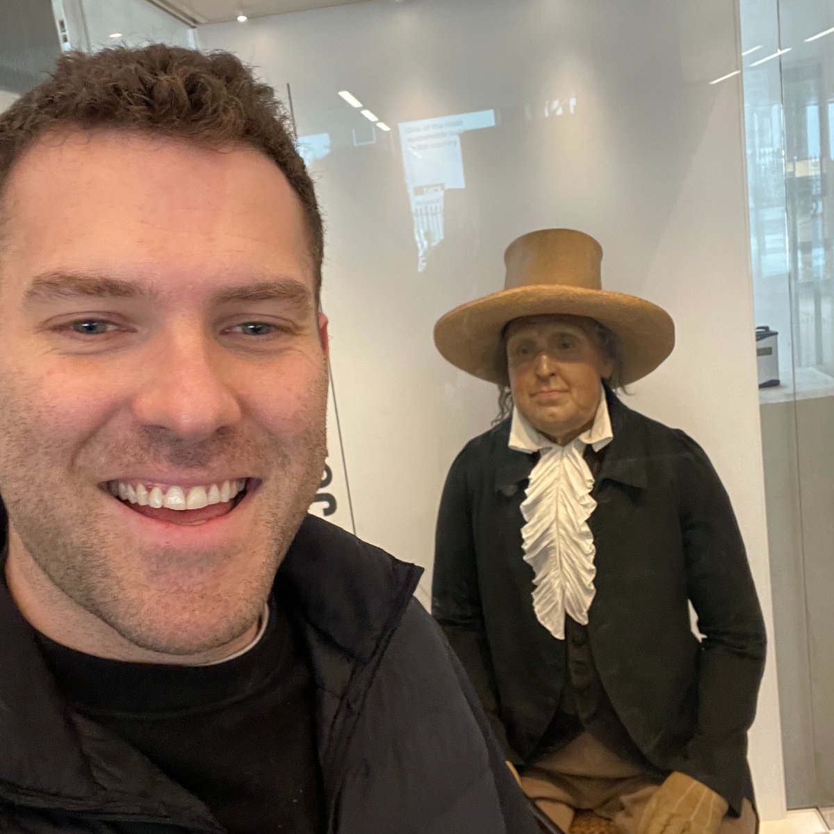 JakeIStone's tweet photo. Back in Australia, reflecting on an amazing time at Oxford. A huge thank you to everyone at @oiioxford for their kindness and generosity! Working with  @b_mittelstadt and @SandraWachter5 was an honour. Also got to tick Bentham's Auto-Icon off my bucket list! https://t.co/hvFUWaxdle