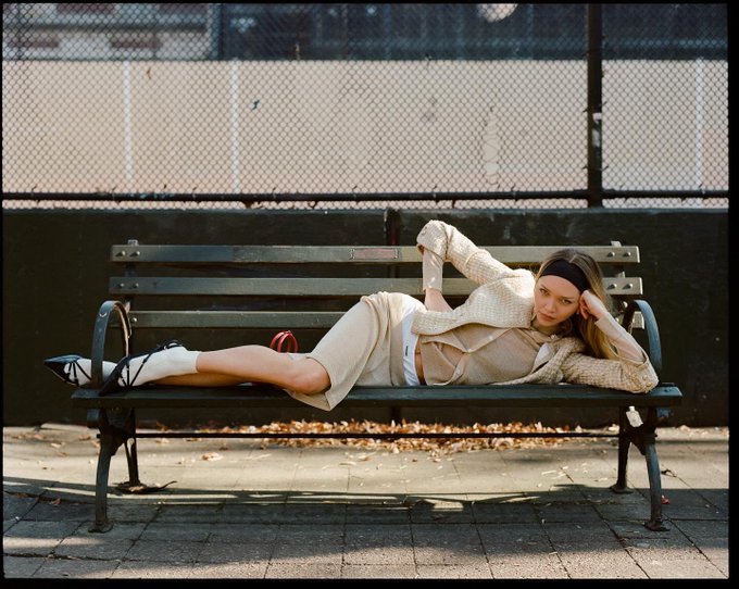 New York in Miu Miu https://t.co/cTGb6BAVfo