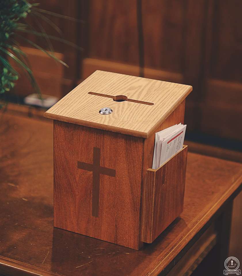 Activist in Nakuru has gone to court to compel Churches to pay tax on offerings and tithes .
Should Churches pay Tax  ? #Brekko <a href="/MajimajiKenya/">MAJIMAJI</a> <a href="/King_Kafu/">King Kafu</a>