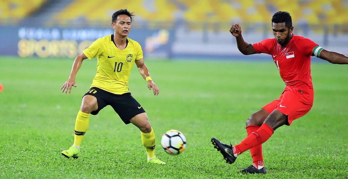 OnefootballM's tweet photo. Since day 1 dari zaman TCH, Azam Azih adalah watak penting kebangkitan bola sepak Harimau Malaya sehingga layak ke piala asia menentang Bangladesh di bawah kendalian KPG. 

Akhirnya nama beliau tidak disenaraikan dalam piala asia walaupun minit permainan di Pahang tinggi 🥲 https://t.co/Q3xNkXnL9i