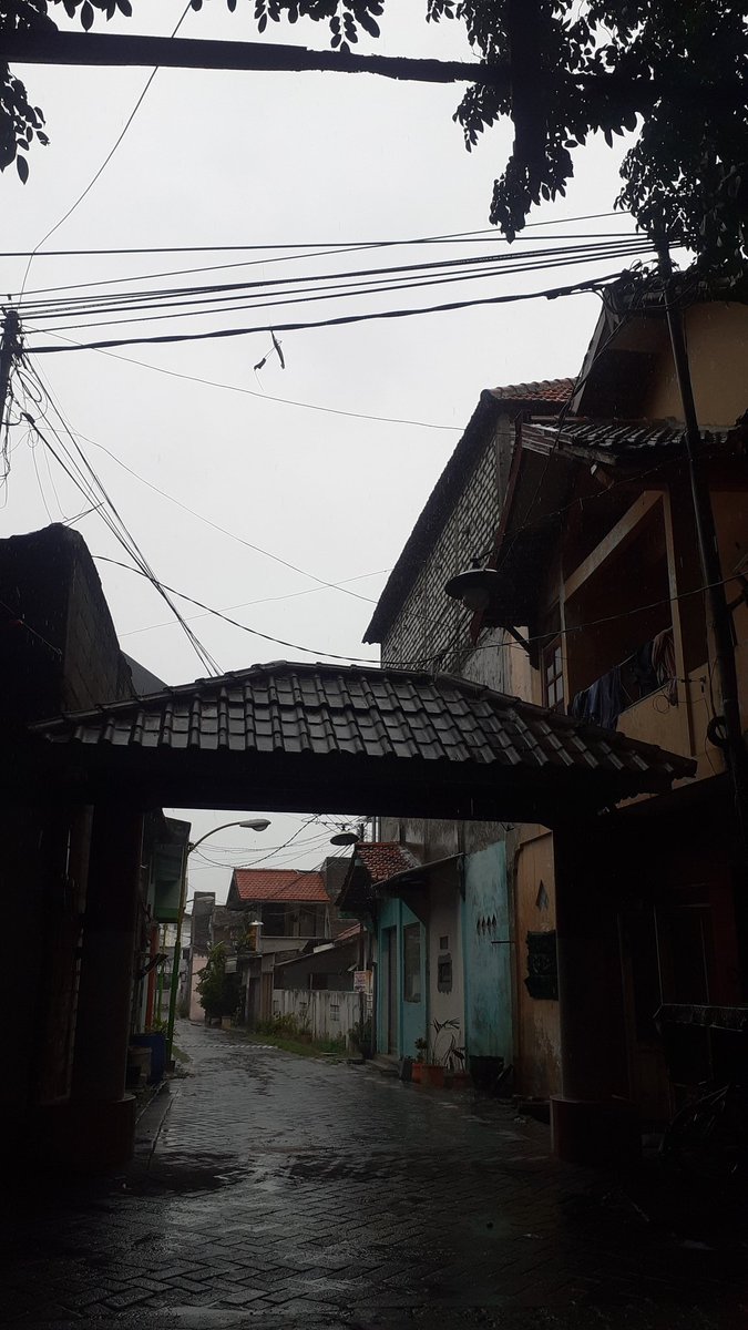 ghvrkrnvn's tweet photo. Hawane cocok gawe lenger² karo rokokan https://t.co/vGMuhsI2Ke