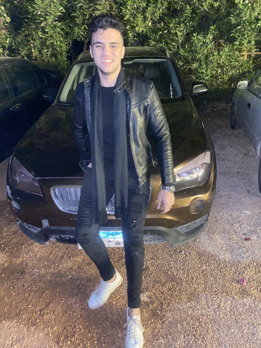 omarbhaax's tweet photo. ✨🖤 https://t.co/8dGgJU7vH5