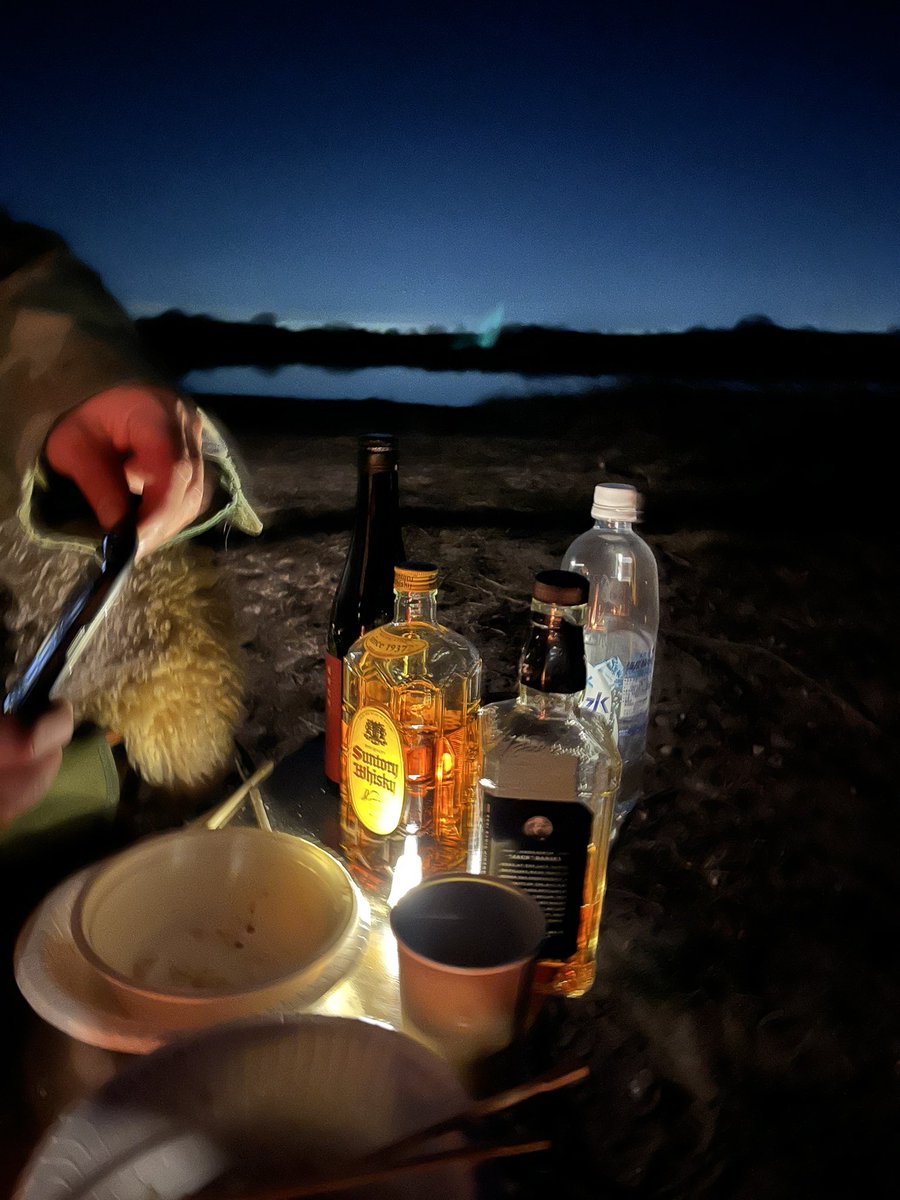 clutch0328's tweet photo. 餅つきして語って飲んで楽しんだ分、今日は二日酔いで気持ちわりー
しかし楽しかった https://t.co/d0JpNz5gYx