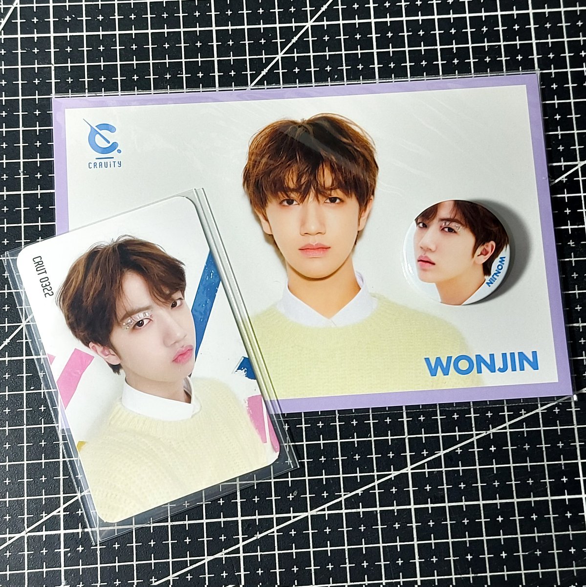 blooscart's tweet photo. ˗ˏˋ wts / lfb / ph

✧ #cravity luvity 1st generation kit (member set)
✧ available: wonjin, hyeongjun &amp; woobin
✧ php 100
✧ checkout here: https://t.co/anpdzy8MoZ

t. 크래비티 allen jungmo serim minhee taeyoung seongmin album photocards photocard https://t.co/LtF5wCHkTs