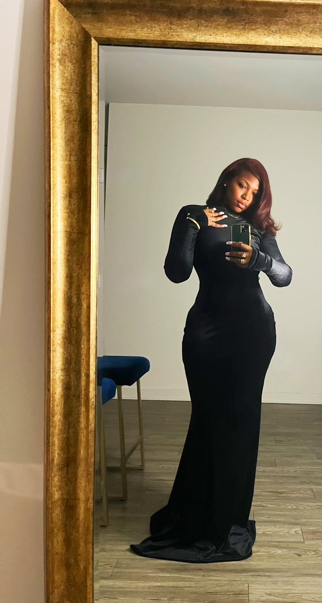 bynissymarie's tweet photo. Iman Cuban Link Gown in Black Velvet by Nissy Marie.  

Ladies would you wear this? https://t.co/n5NL5Z88OR